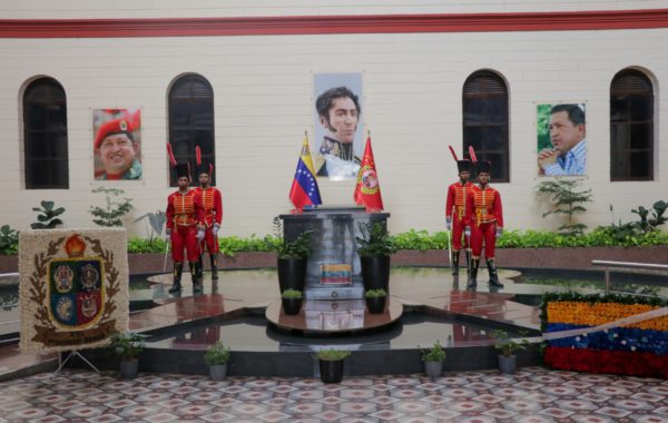 SAPI rinde homenaje al Líder de la Revolución Bolivariana (1)